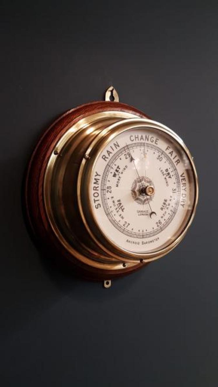 Victorian Brass Ships Bulkhead Barometer - Image 4