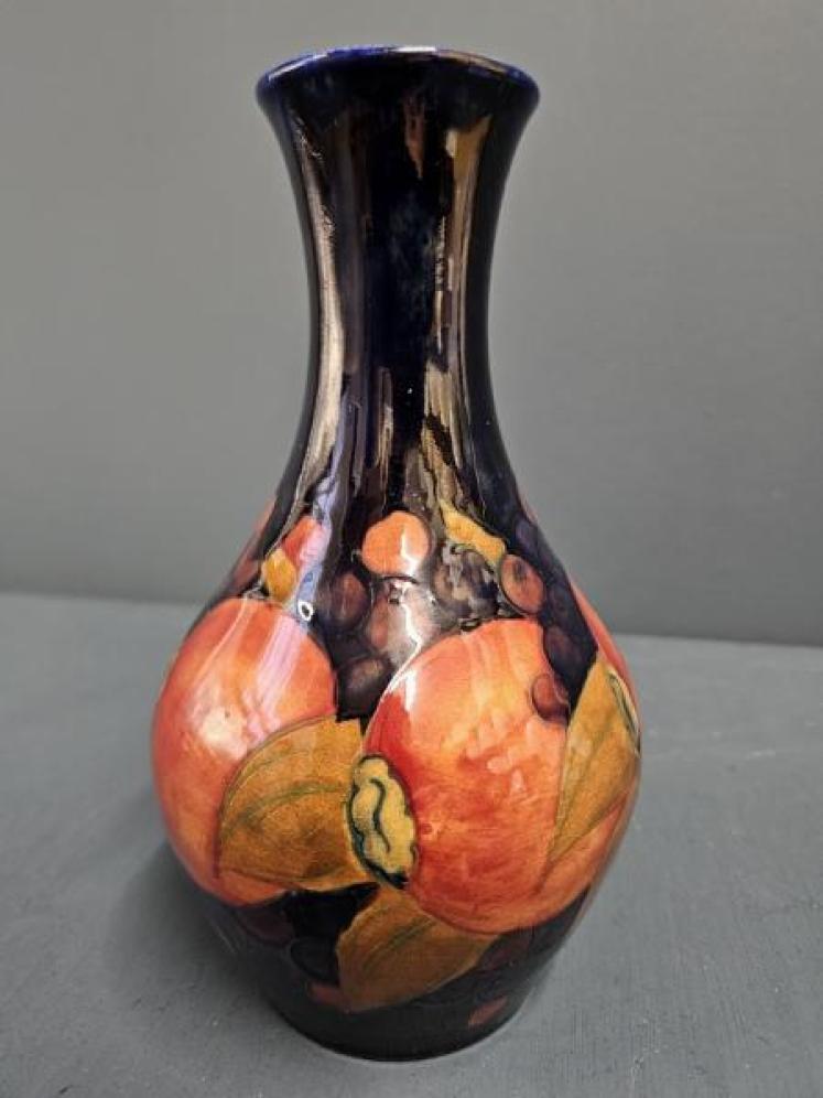 Early Moorcroft Pomegranate on Blue Ground Vase - Image 4
