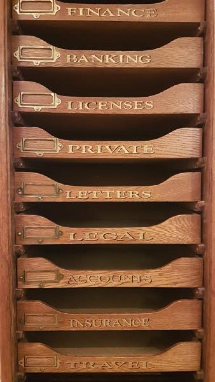 Edwardian Oak Sign Written File Cabinet - Image 3