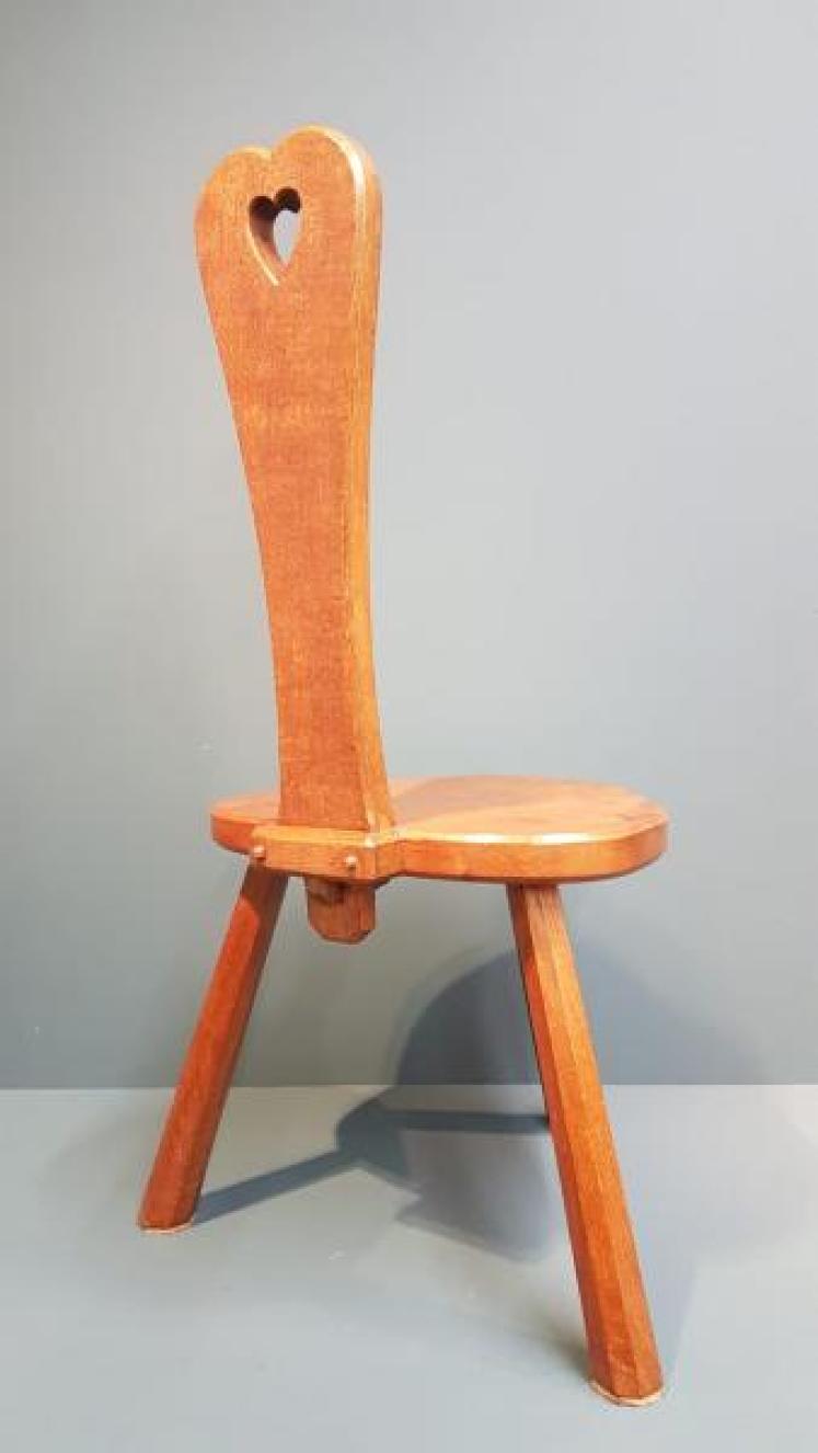 Alan Acorn Man Grainger Adzed Oak Stool - Image 5