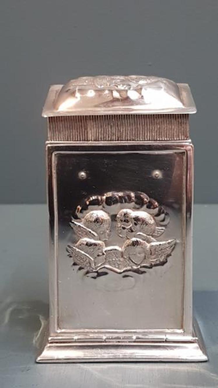 Unusual Edwardian Chester Silver Card and Stamp Box - Image 4