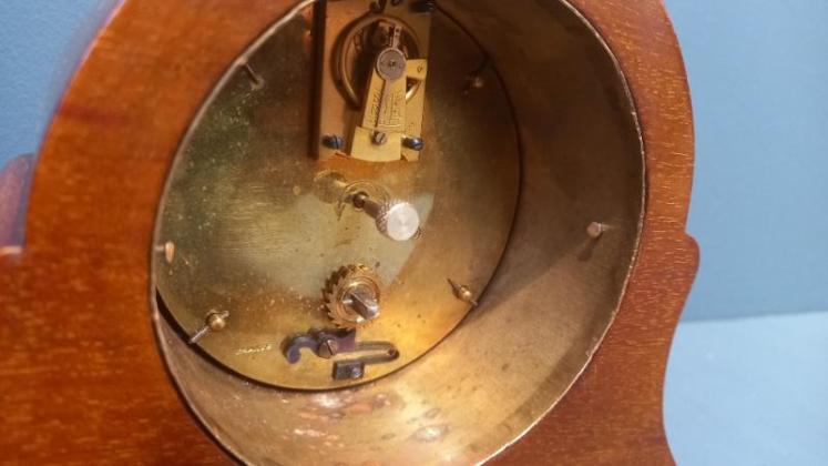 Small Edwardian Fruitwood Inlaid Mantel Clock - Image 6
