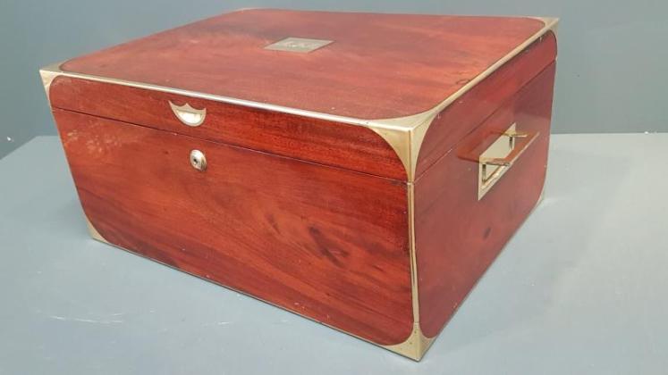 Early Victorian Brass Bound Mahogany Deeds Box - Image 4