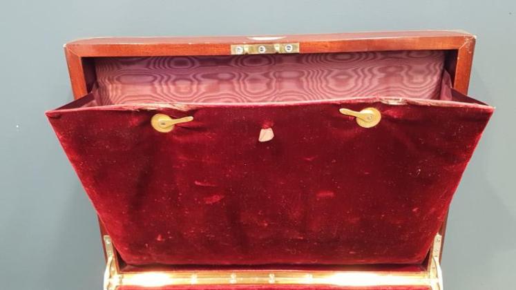 Early Victorian Brass Bound Mahogany Deeds Box - Image 5