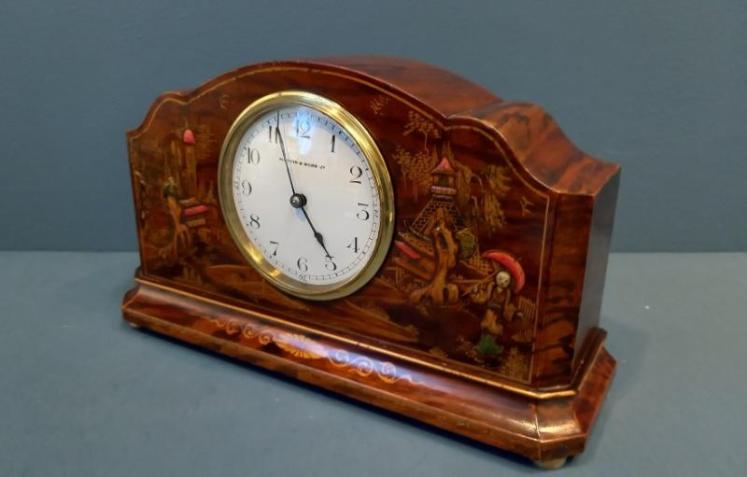 Edwardian Figured Walnut Chinoiserie Mantel Clock  - Image 7