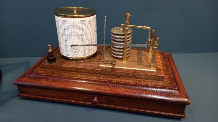 Mid Victorian Dolland of London Barograph - Image 2