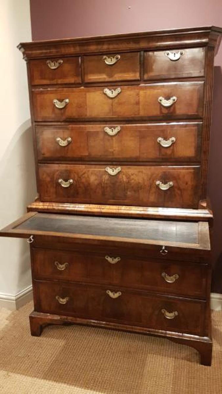 Superb George II Walnut Chest on Chest - Image 2