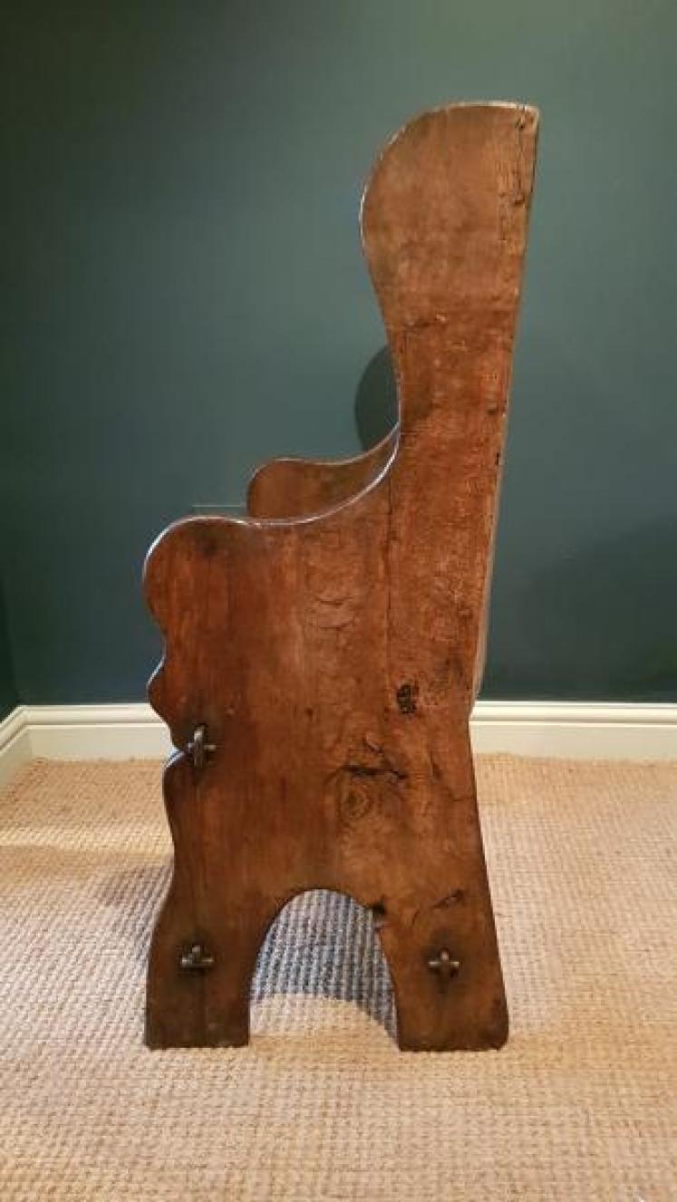 Small Period Oak Fireside Settle  - Image 6