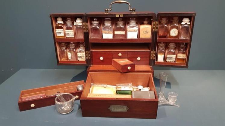 Victorian Mahogany Apothecary Box and Original Contents - Image 1