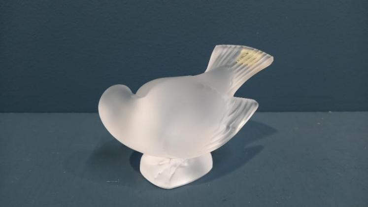 Lalique Opalescent Preening Bird - Image 3