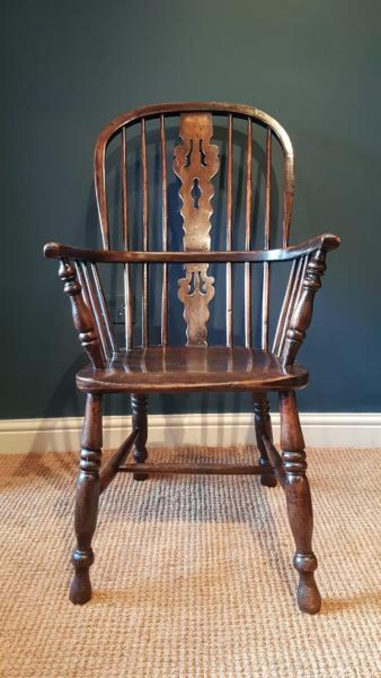 Early Victorian Ash & Elm High Back Windsor Armchair - Image 5