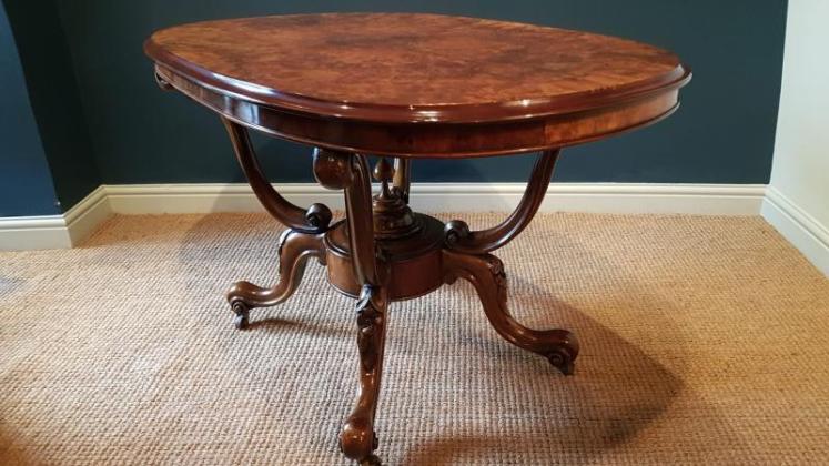 Wonderful Quality Victorian Burr Walnut Centre Table - Image 4