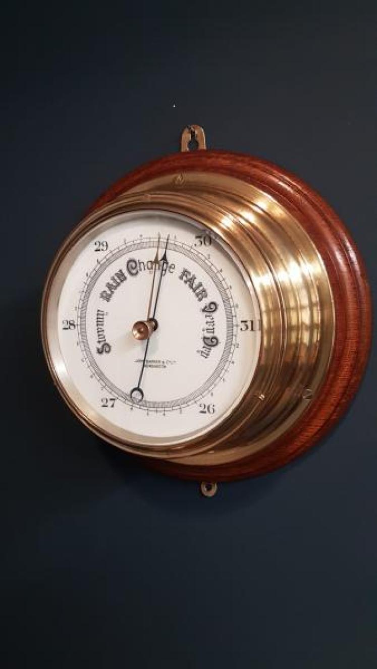 Barkers of Kensington Bulkhead Barometer - Image 1