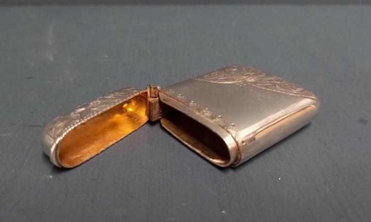 Victorian Engraved Silver Vesta Case - Image 3