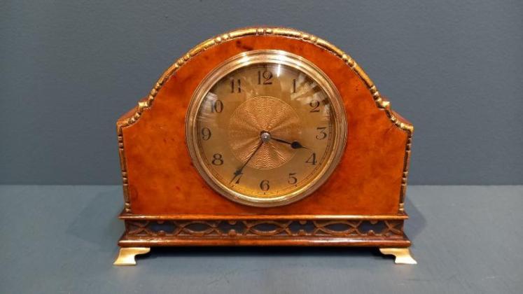 Edwardian Period Burr Walnut & Gilt Mantel Clock - Image 1