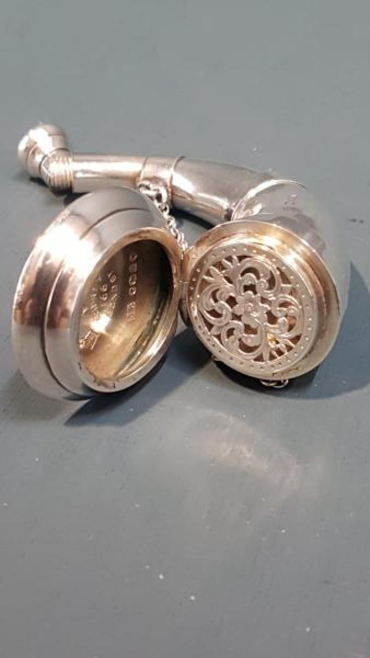 Victorian Aspreys Silver Vinaigrette and Scent  - Image 6