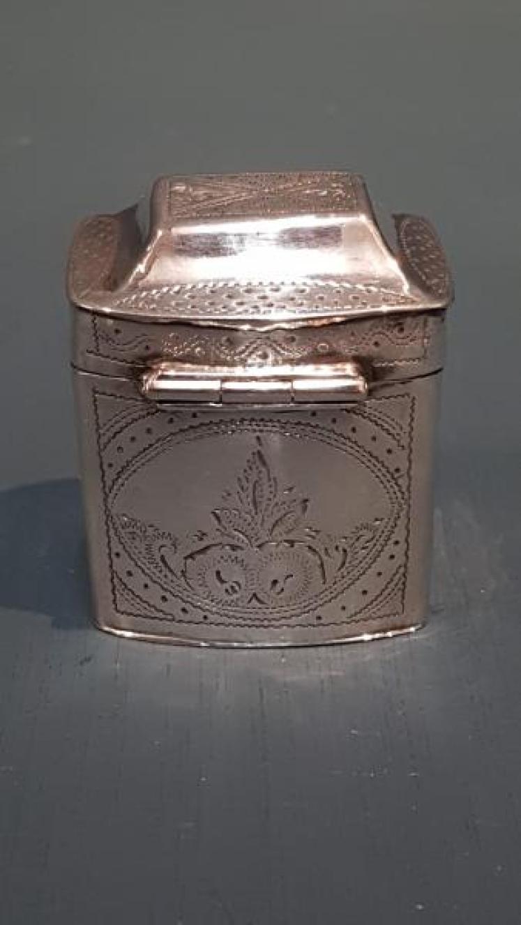 Mid Victorian Dutch Silver Peppermint Box - Image 5
