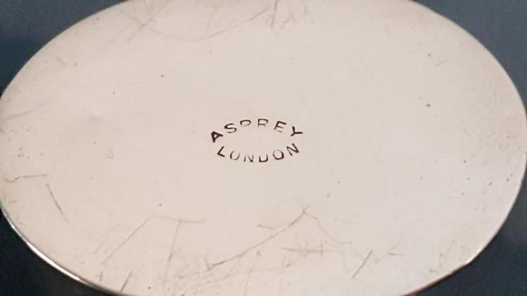 Aspreys Silver and Jade Pill Box - Image 3