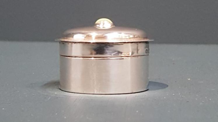 Aspreys Silver and Jade Pill Box - Image 5