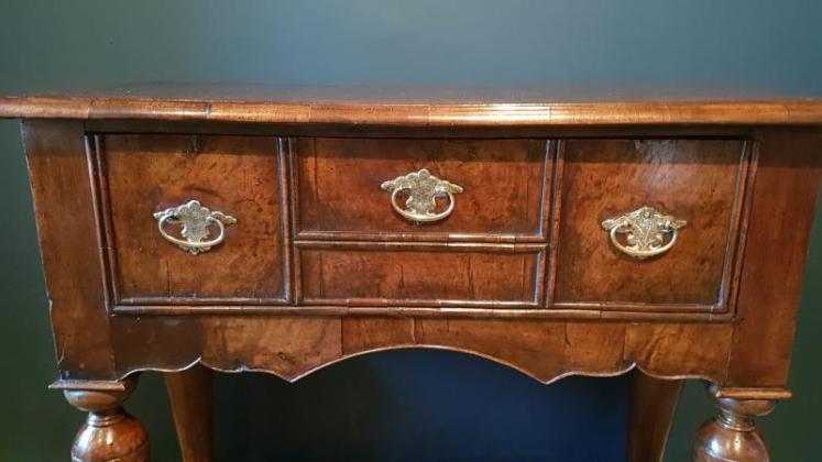 Small George I Walnut Side Table - Image 2