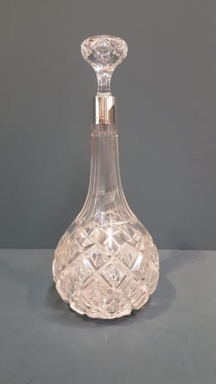 George V Silver Mounted Crystal Decanter - Image 1