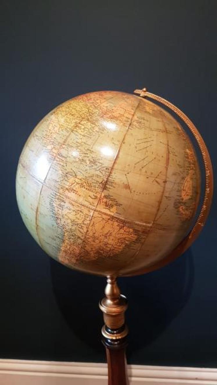 Impressive Floor Standing Terrestrial Globe - Image 4