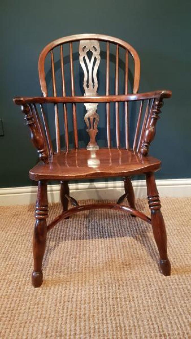 Early Victorian Yew Wood Windsor Chair - Image 2