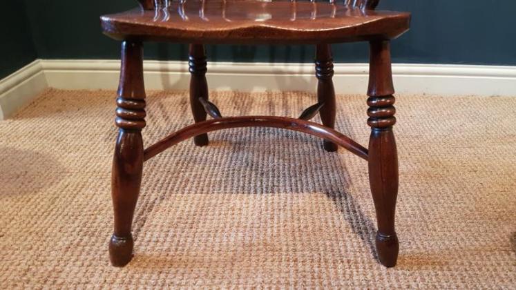 Early Victorian Yew Wood Windsor Chair - Image 7