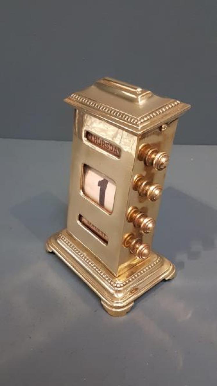 Edwardian Cast Brass Perpetual Desk Calendar - Image 4