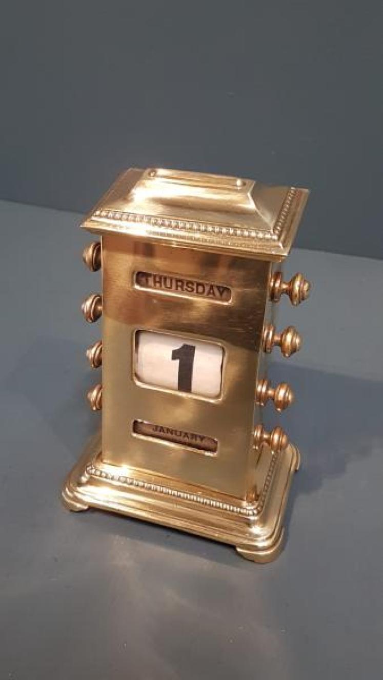 Edwardian Cast Brass Perpetual Desk Calendar - Image 5