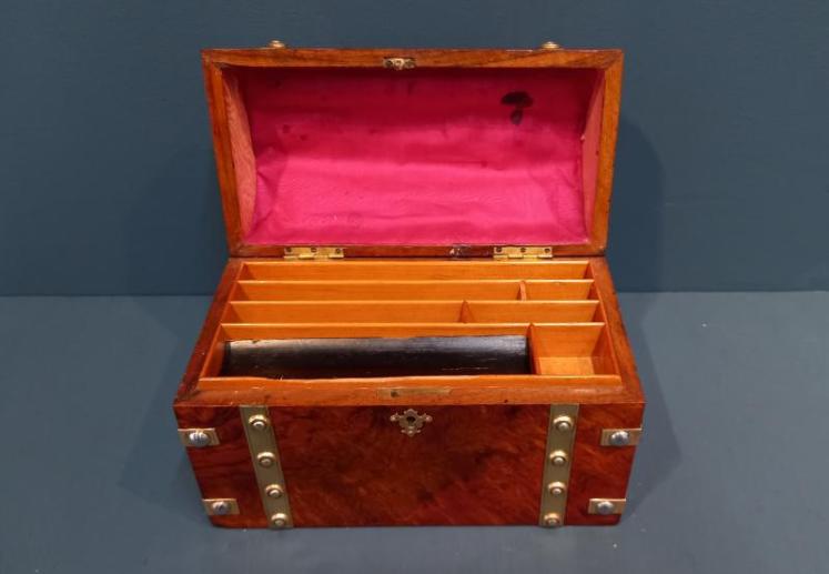 Mid Victorian Burr Walnut Dome Top Letter Casket - Image 2