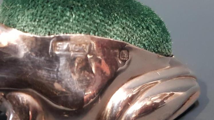 Edwardian Silver Frog Pin Cushion - Image 6