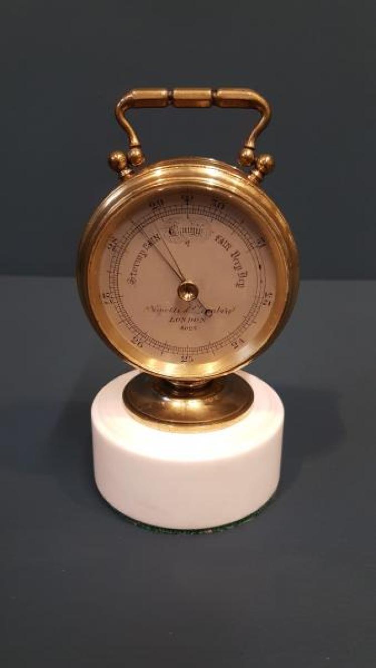 Negretti and Zambra Desk Top Barometer and Thermometer - Image 1