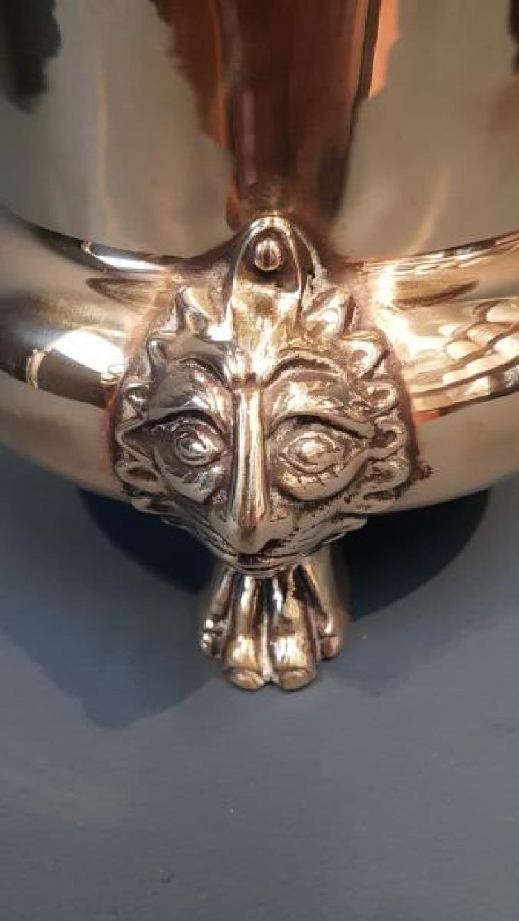 Matching Pair of Stylish Brass Planters - Image 4