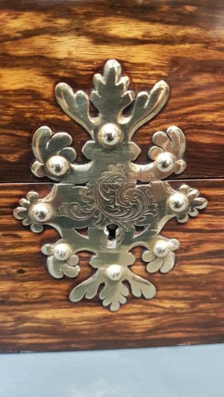 Victorian Coromandel Scent Box with Silver Top Bottles - Image 5