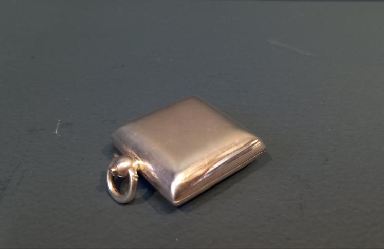 Immaculate Edwardian Period Silver Square Sovereign Case - Image 5