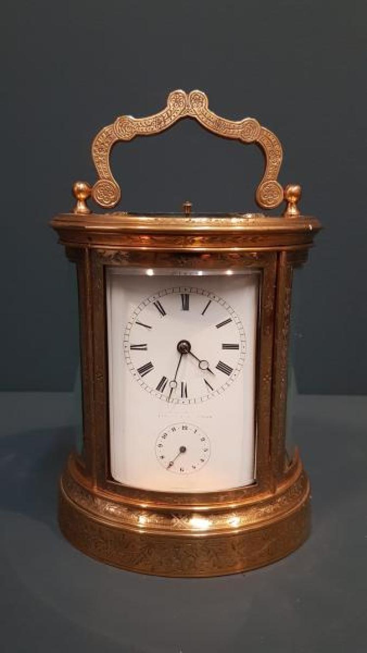 Fine Victorian Engraved Case Repeating Carriage Clock - Image 1
