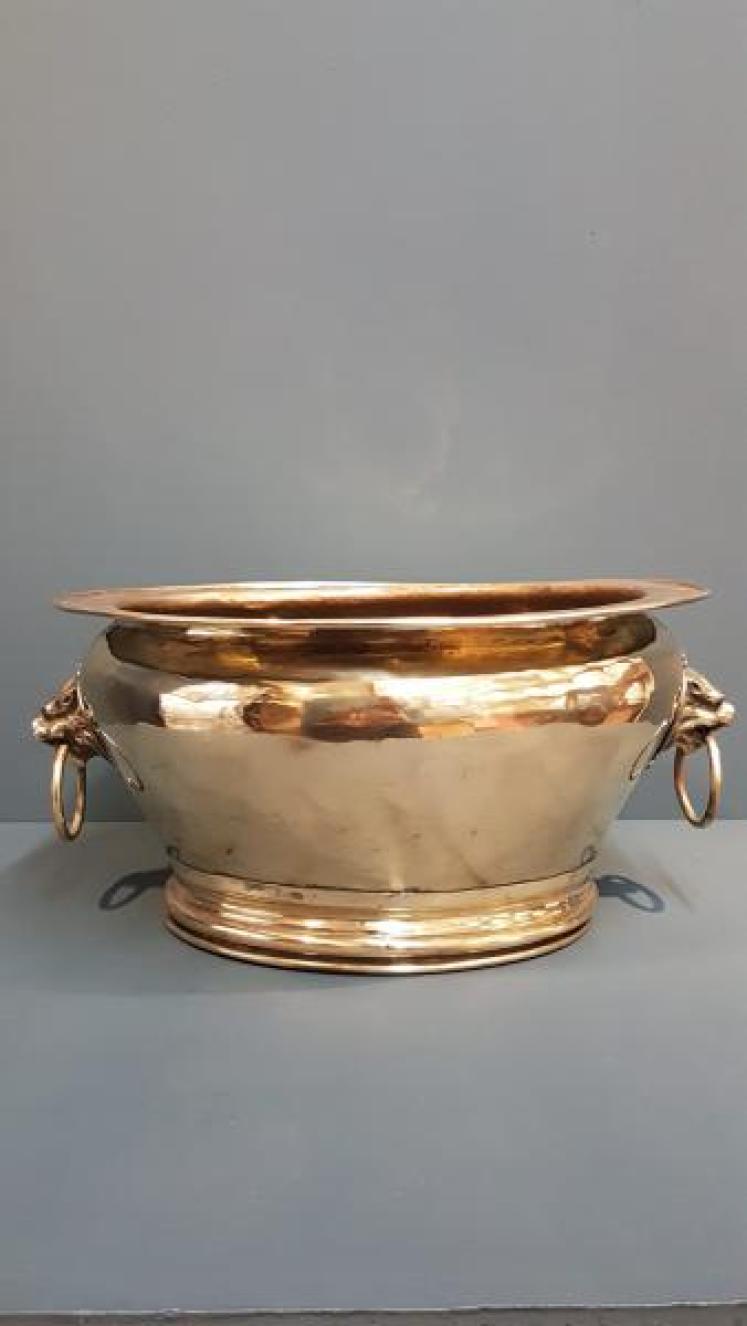 Large Victorian Brass Planter - Image 1