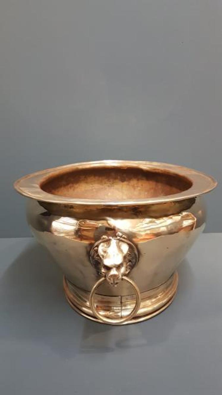 Large Victorian Brass Planter - Image 2