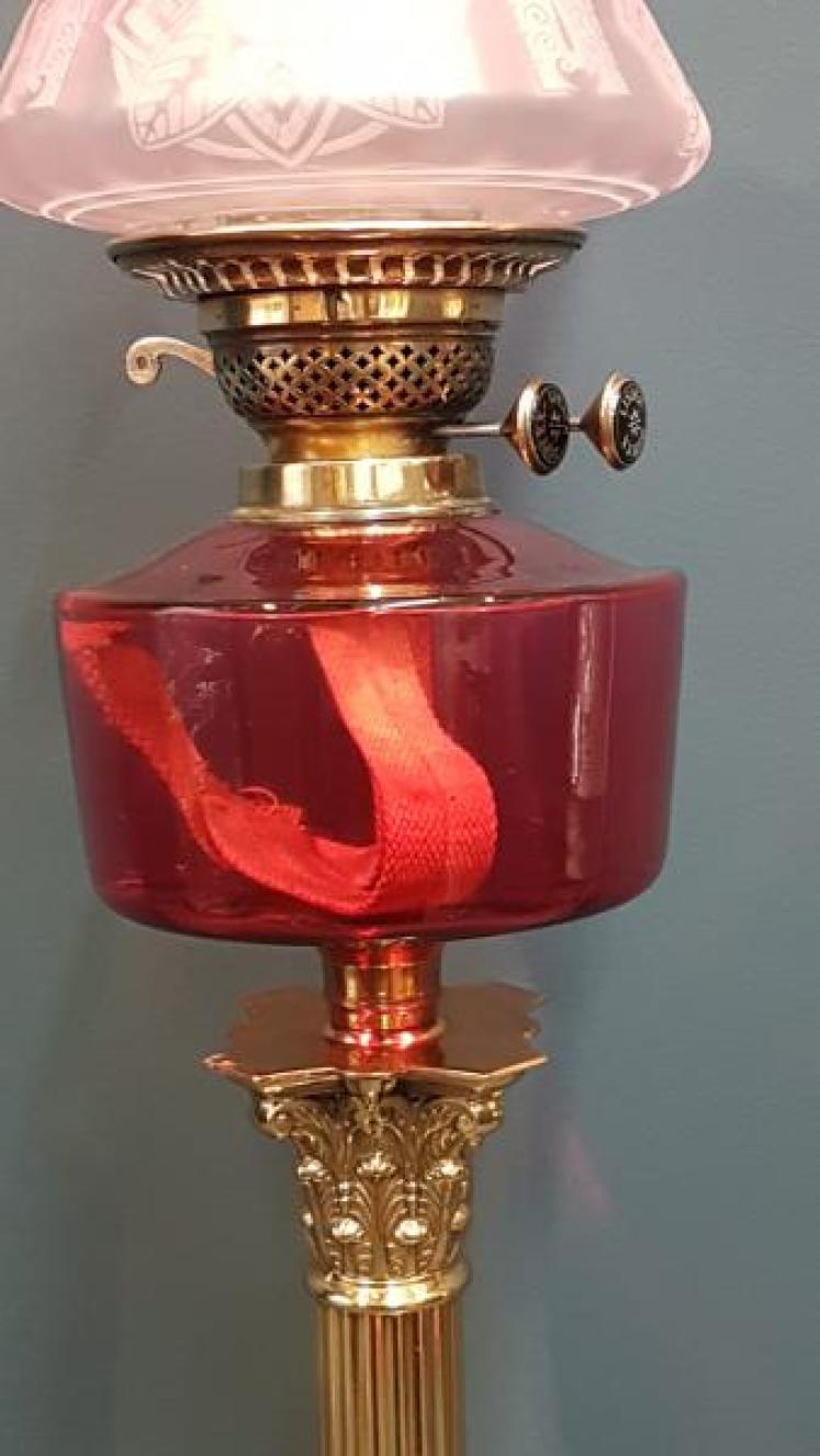Victorian Corinthian Column Cranberry Oil Lamp - Image 3
