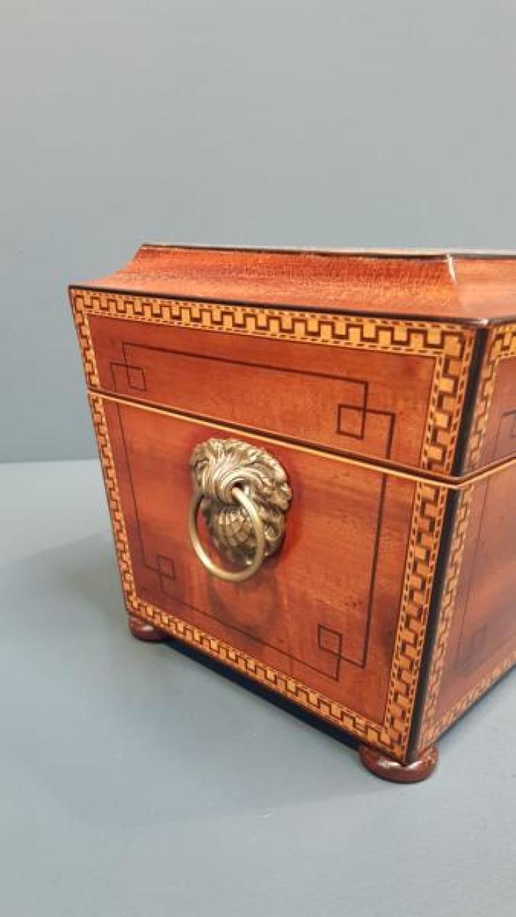 Outstanding Quality Georgian Tea Caddy - Image 3