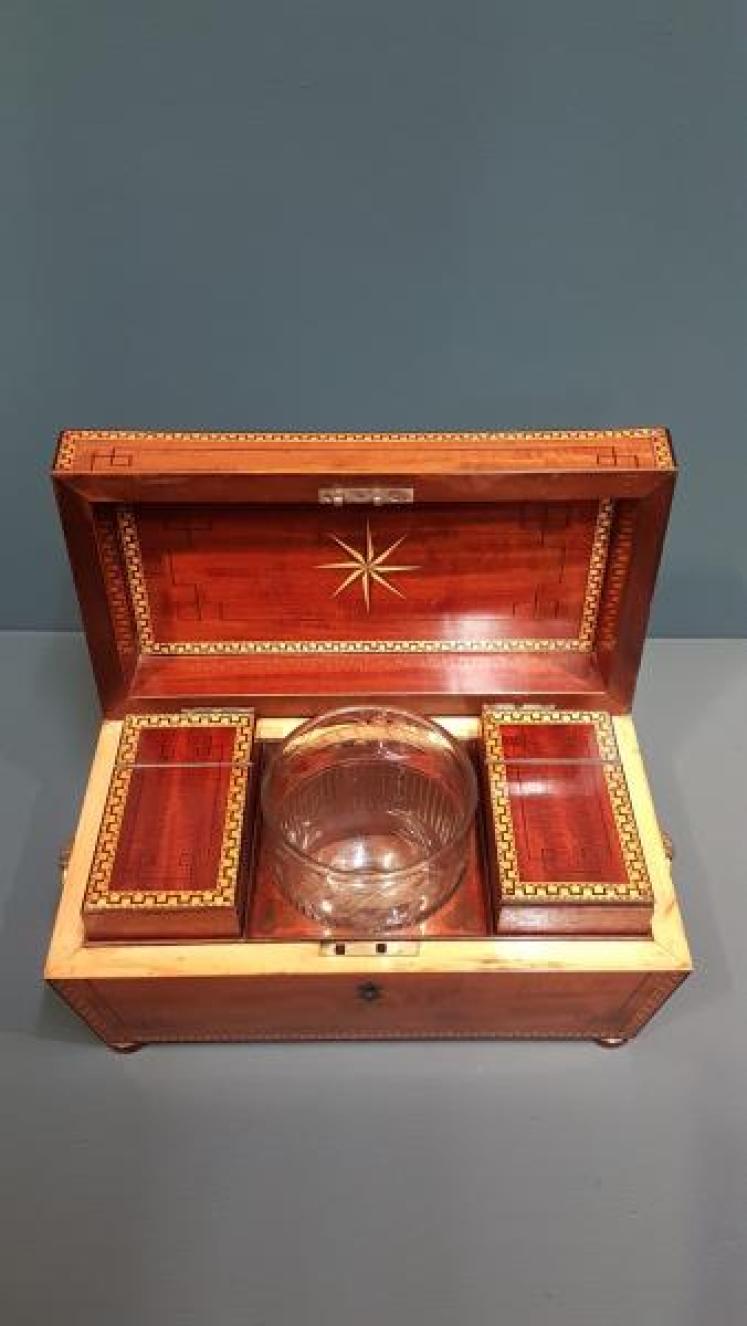 Outstanding Quality Georgian Tea Caddy - Image 7