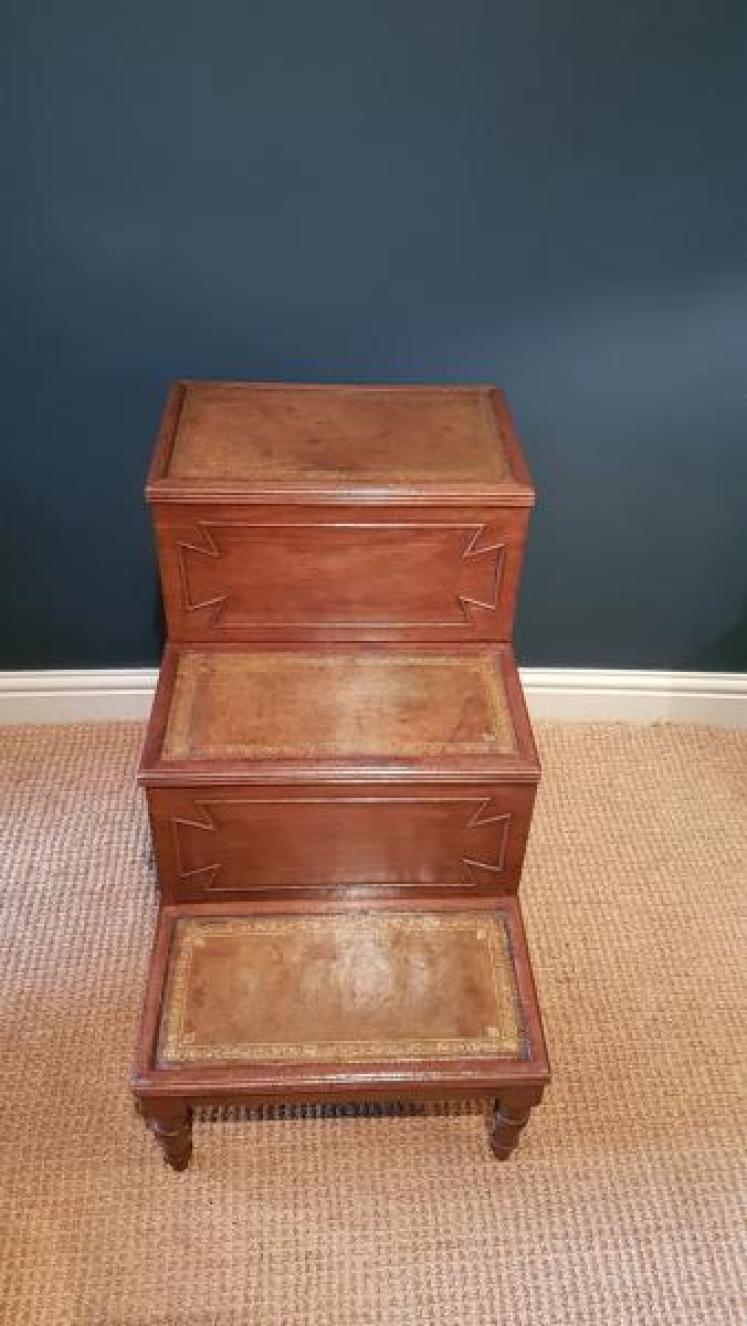 Set of Quality Regency Library Steps - Image 2