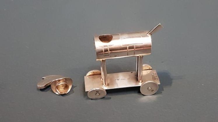 Rare Silver Hobby Horse Pepper - Image 5