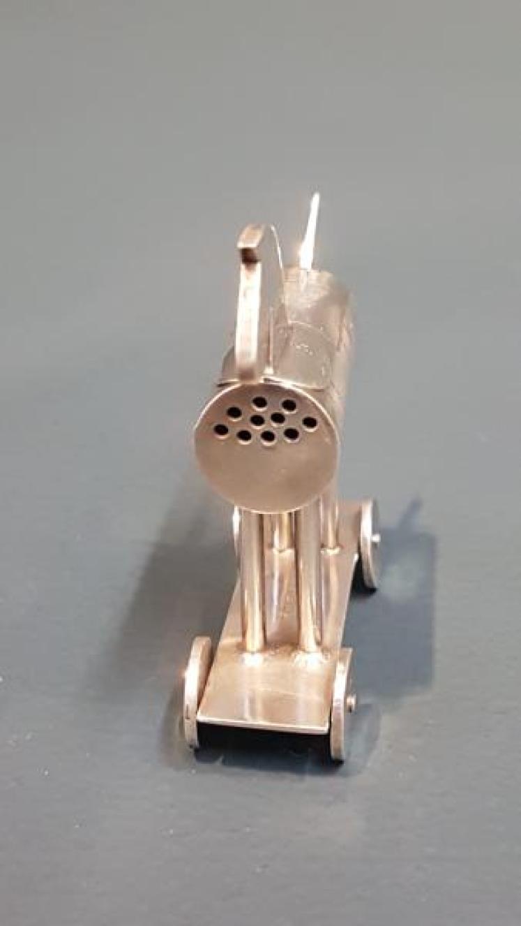 Rare Silver Hobby Horse Pepper - Image 6