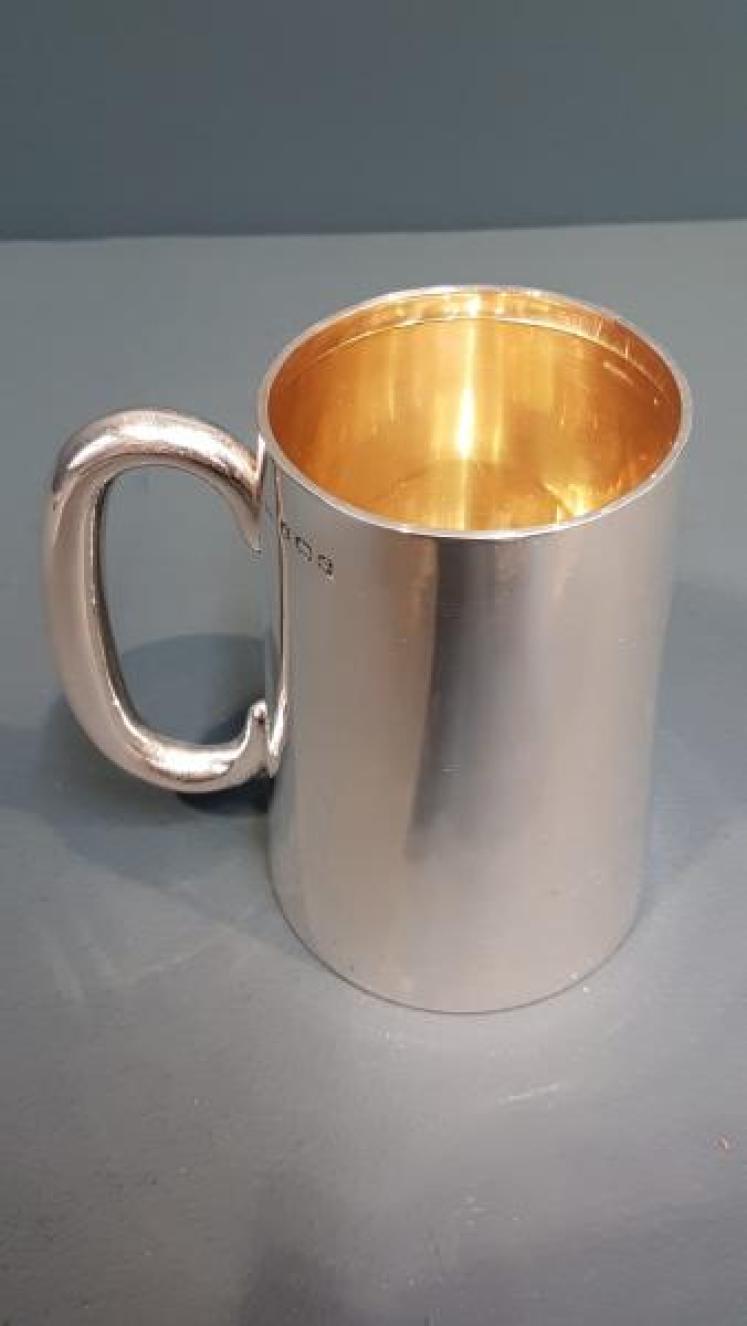 Silver Pint Tankard - Image 6