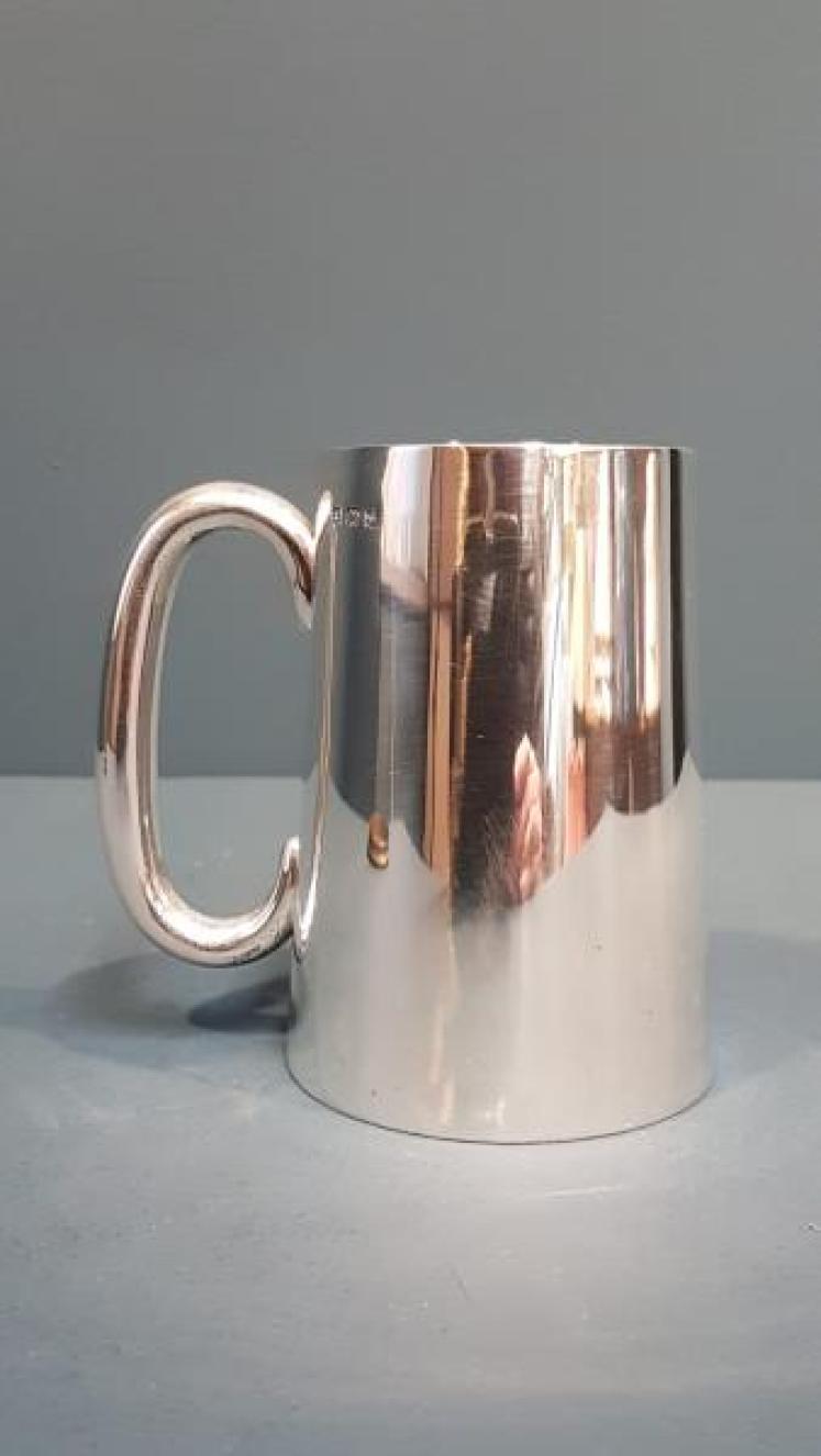 Silver Pint Tankard - Image 7