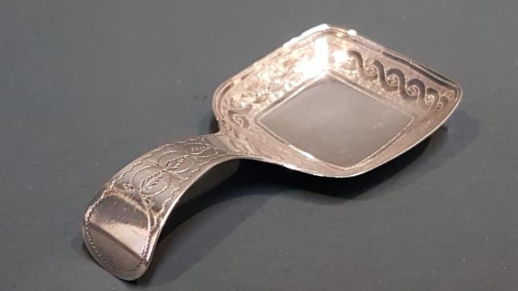 George III Silver Caddy Spoon - Image 5