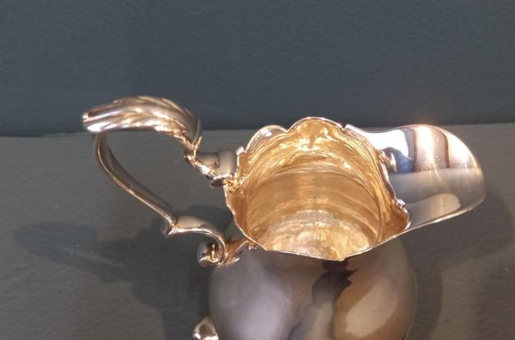 Fine George II Period Silver Cream Jug - Image 3