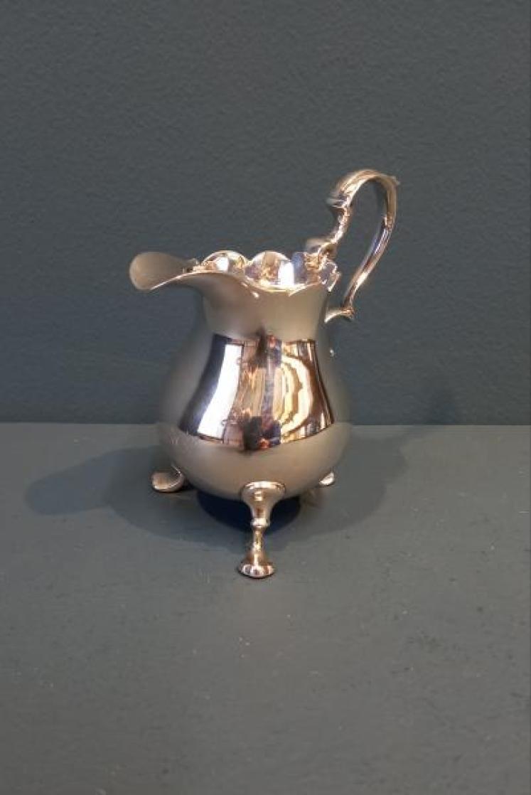 Fine George II Period Silver Cream Jug - Image 7